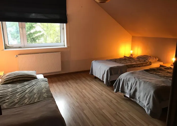 Gospodarstwo agroturystyczne Mętno 18 *